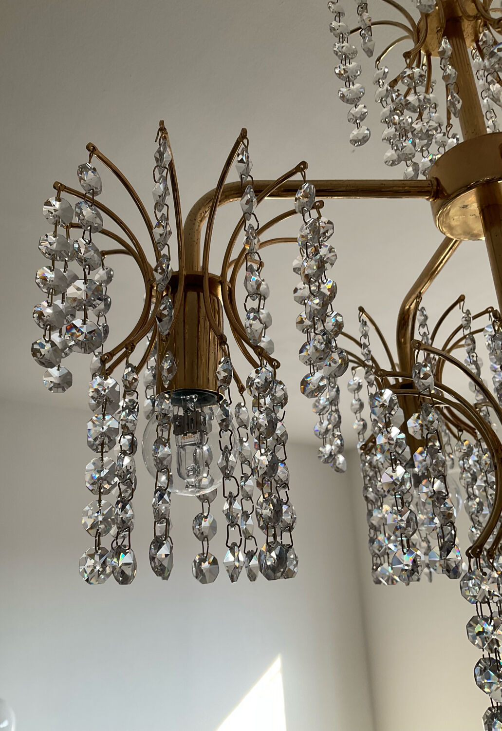 Crystal tassel chandelier from the 60s and 70s