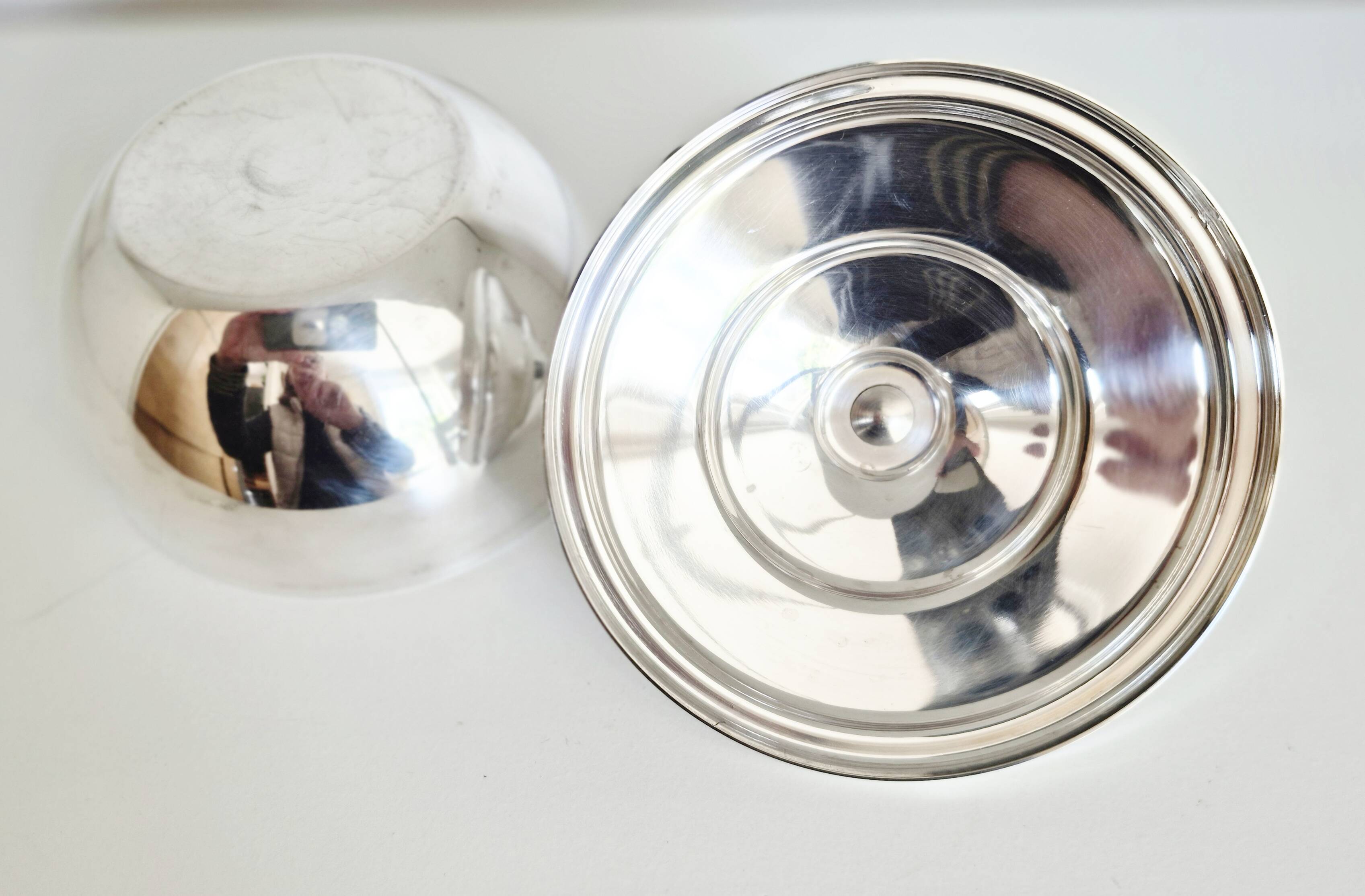 Sugar bowl, lidded pot, silver-plated metal