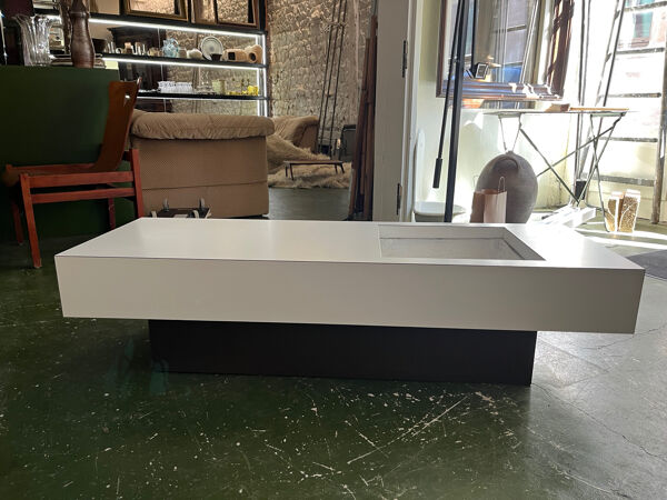 Table jardinière Années 70 en formica blanc fabriquée par Roche Bobois