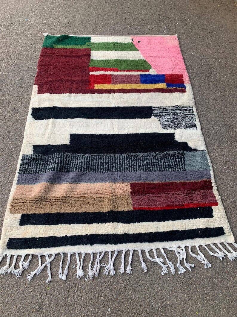 Handmade pure wool rug, size 140 x 260 cm.