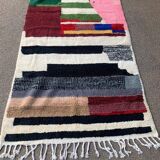 Handmade pure wool rug, size 140 x 260 cm.