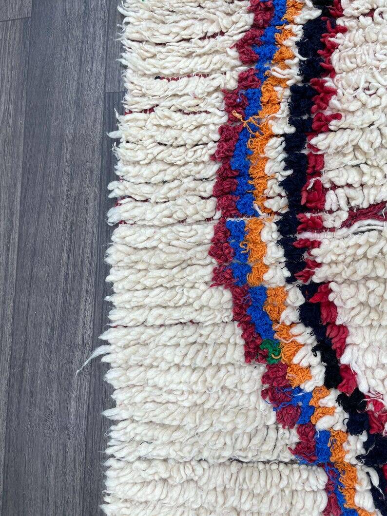 Traditional handmade Berber carpet 250cmx150cm