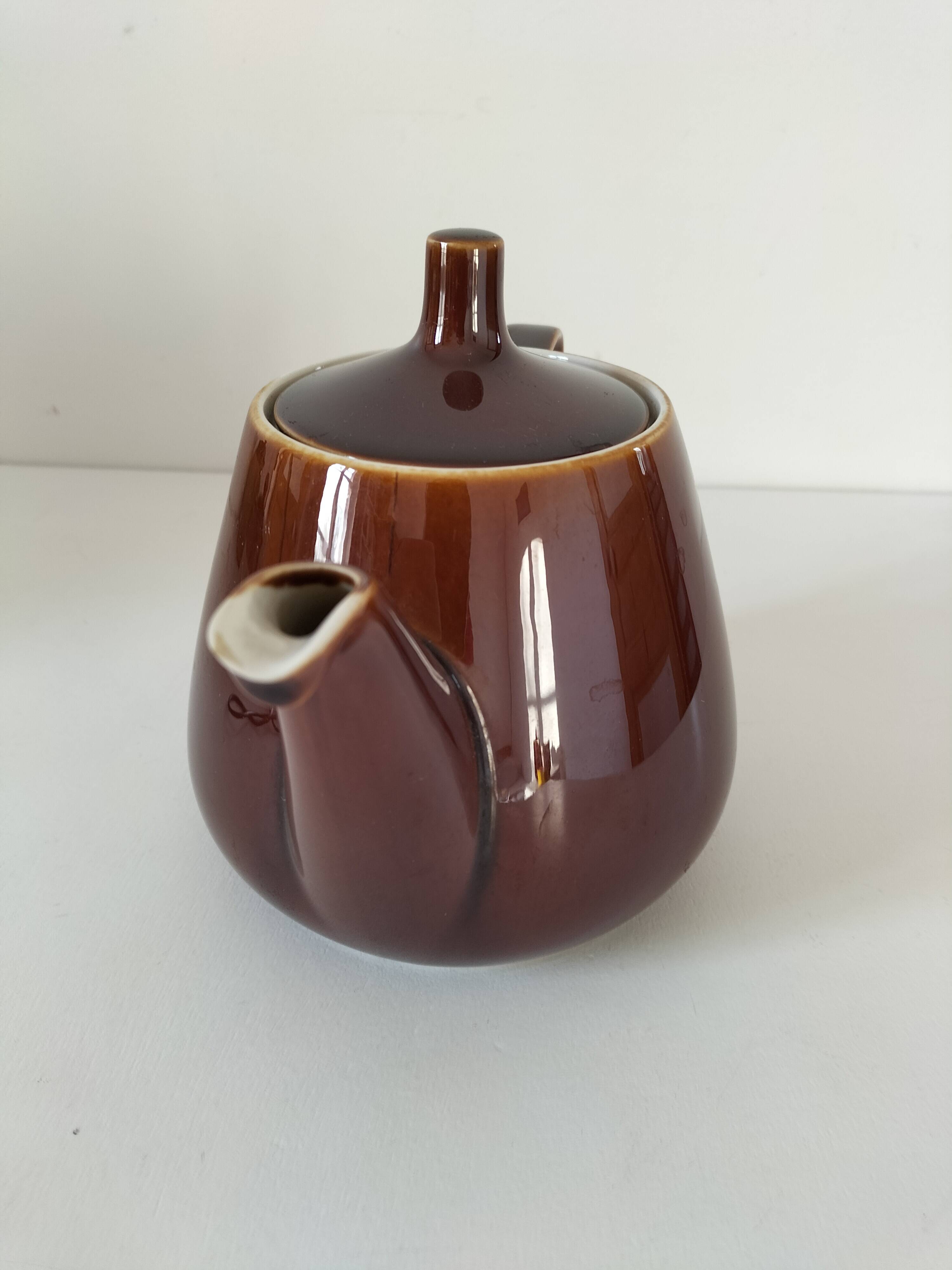 Villeroy and Bosch teapot