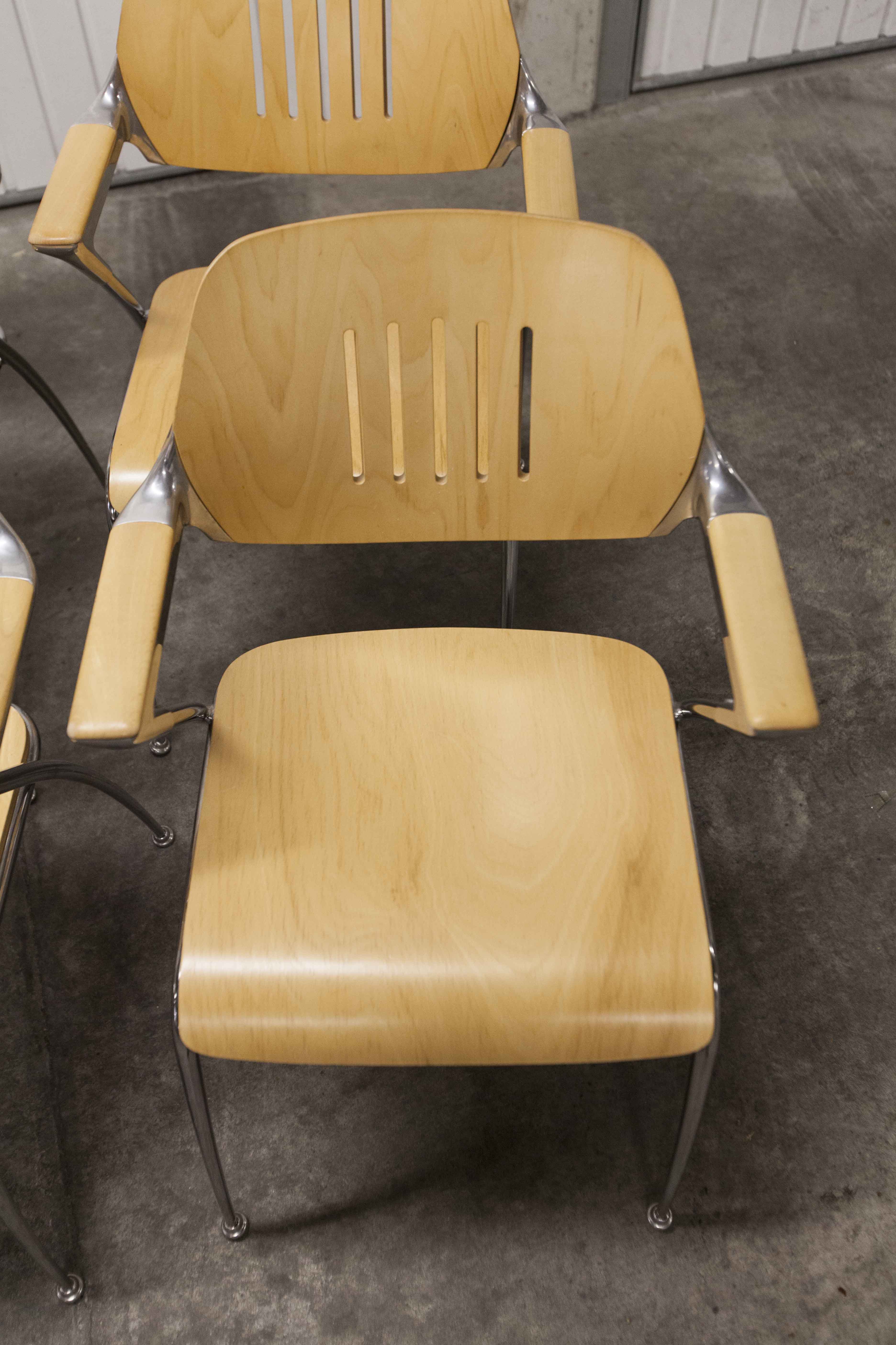 Lot of 6 "Golf" model chairs designed by Francesco Zaccone for the Brunner brand