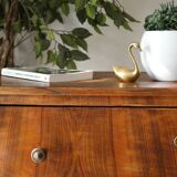 Low chest of drawers in 20th century walnut