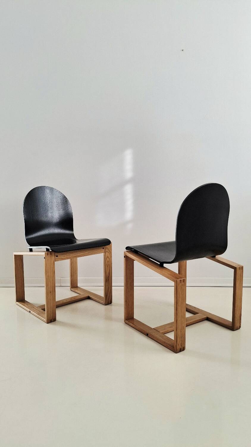 Chaises italiennes minimalistes en bois courbé des années 70, frêne et ébène