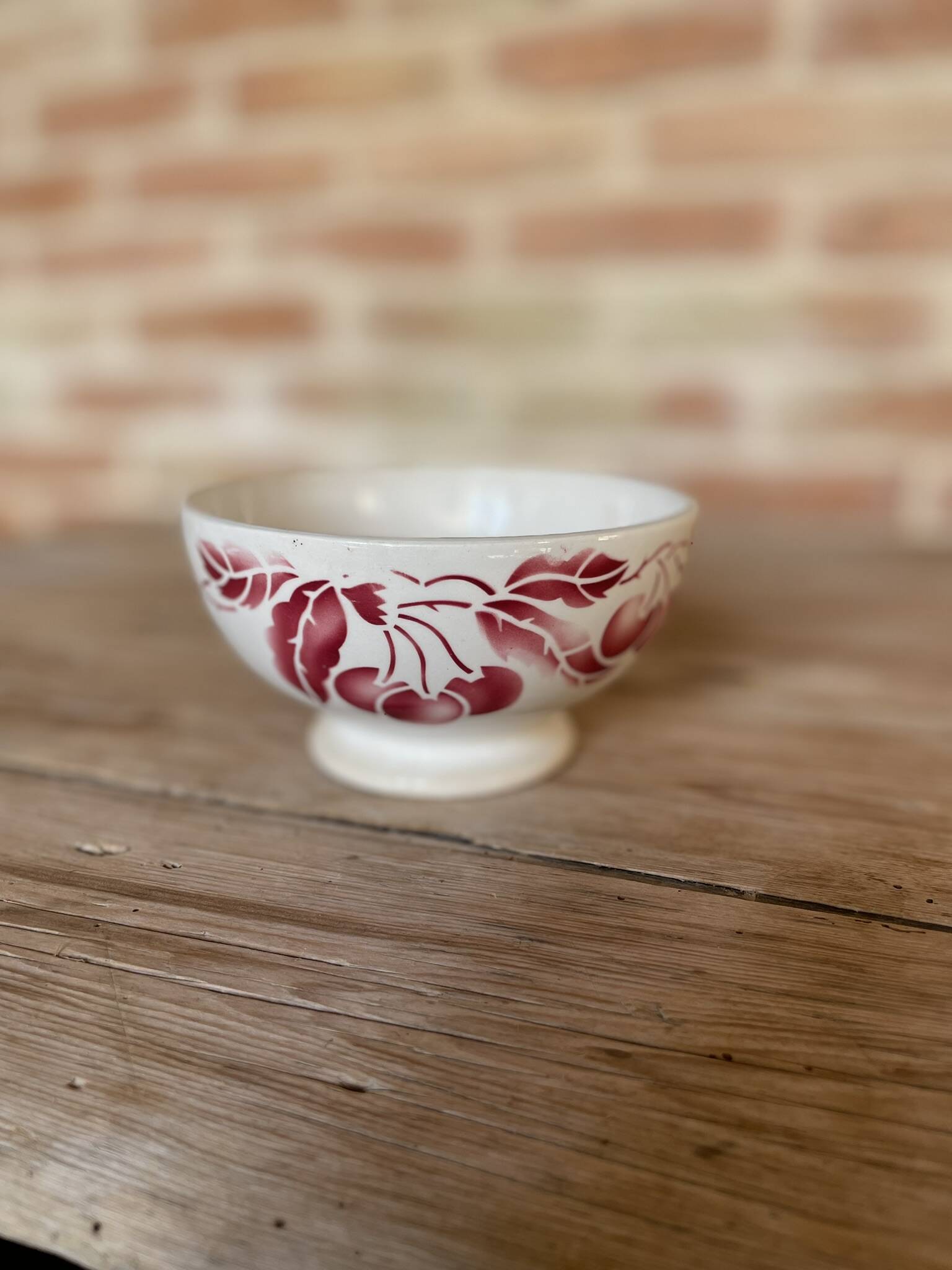 Old Digoin bowl, Cherries model