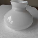 Globe in opaline, height 16.7 cm