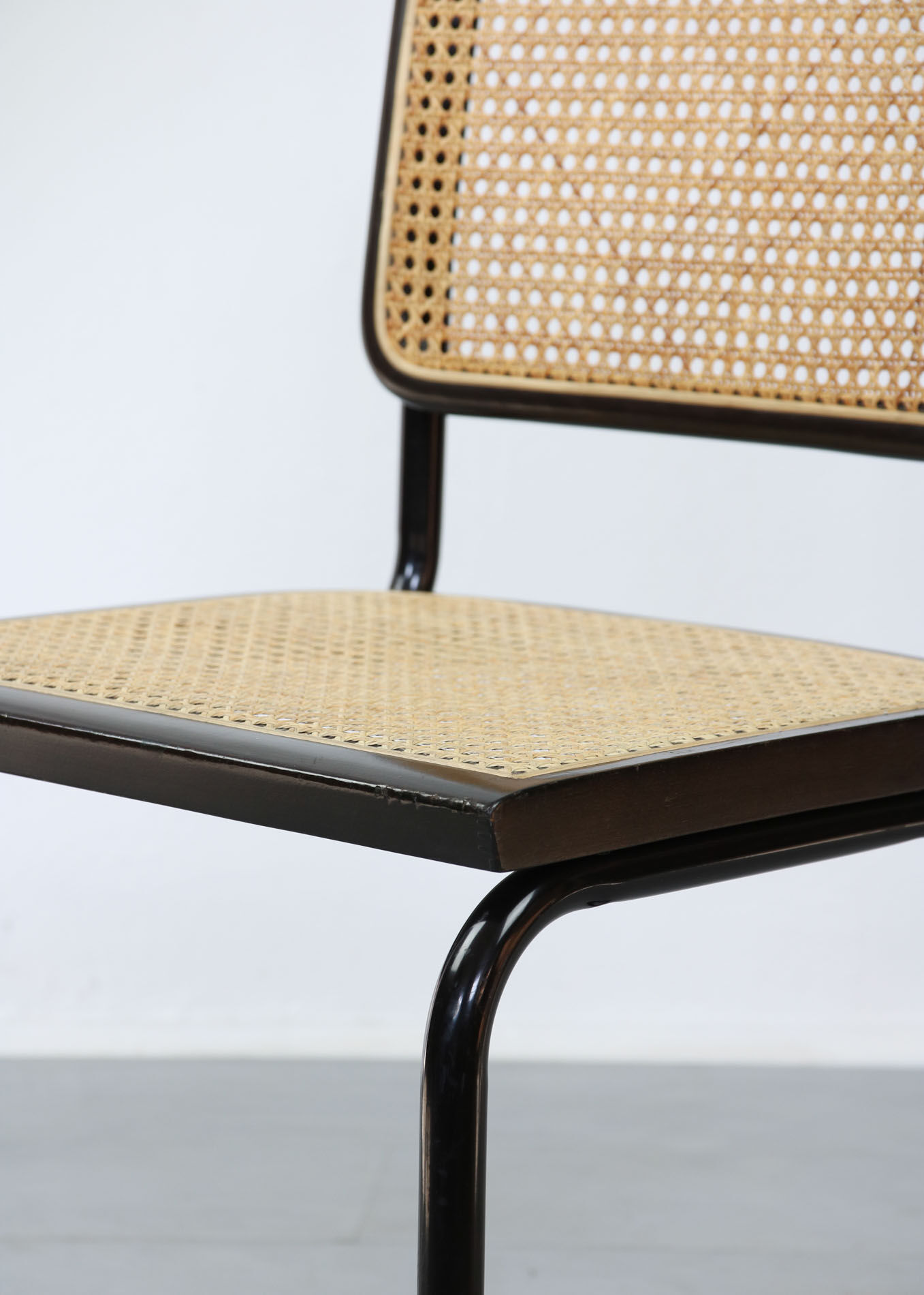 Pair of S32 Cantilever Chair by Marcel Breuer, Dark Edition, 1980s