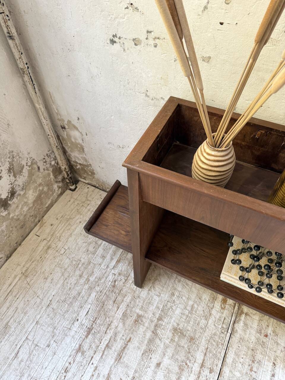 Jardinière années 50 palissandre constructiviste