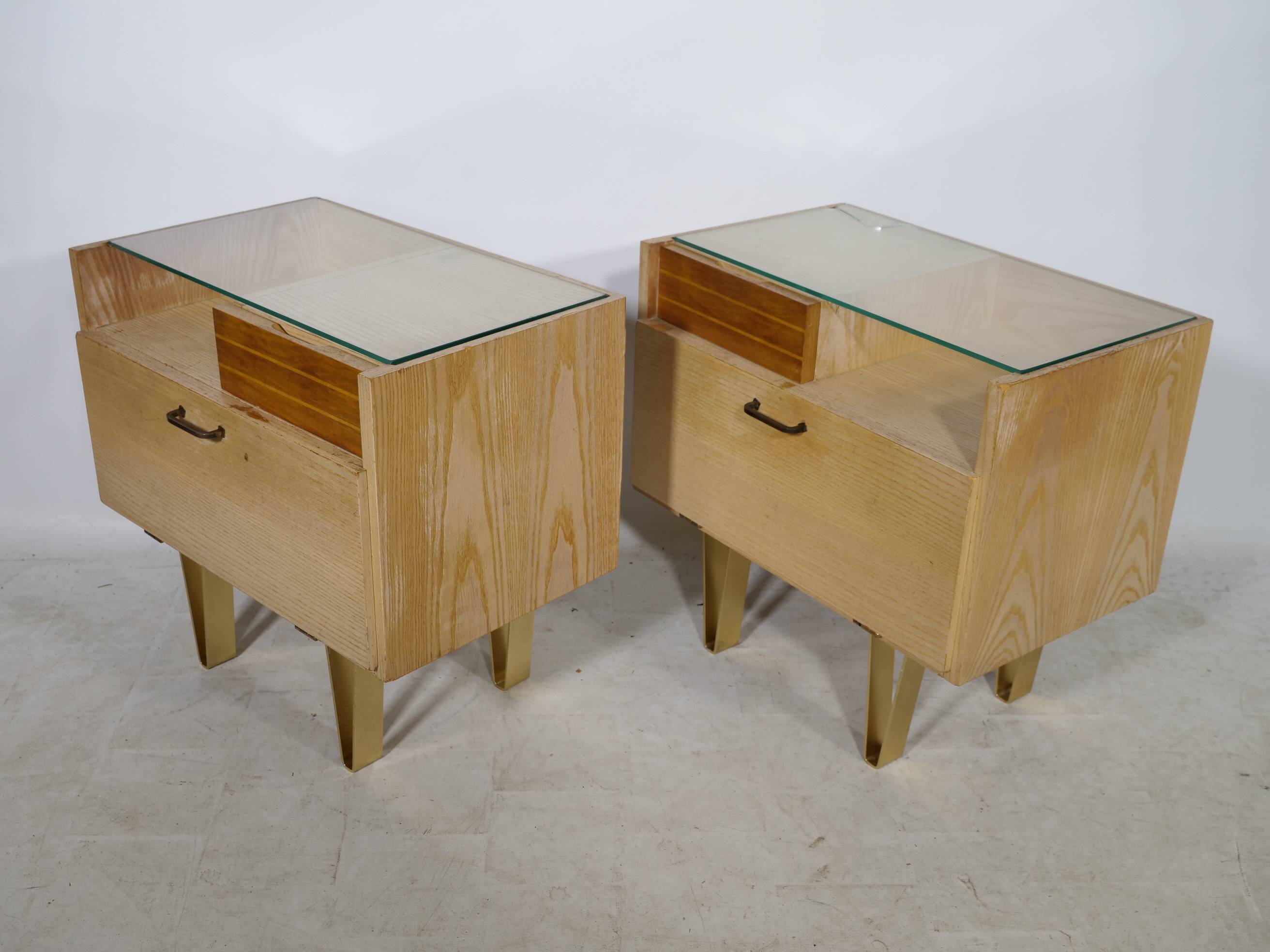 Mid-Century Design Vintage Bedside Tables with Metal Legs, Set of 2, 1960s