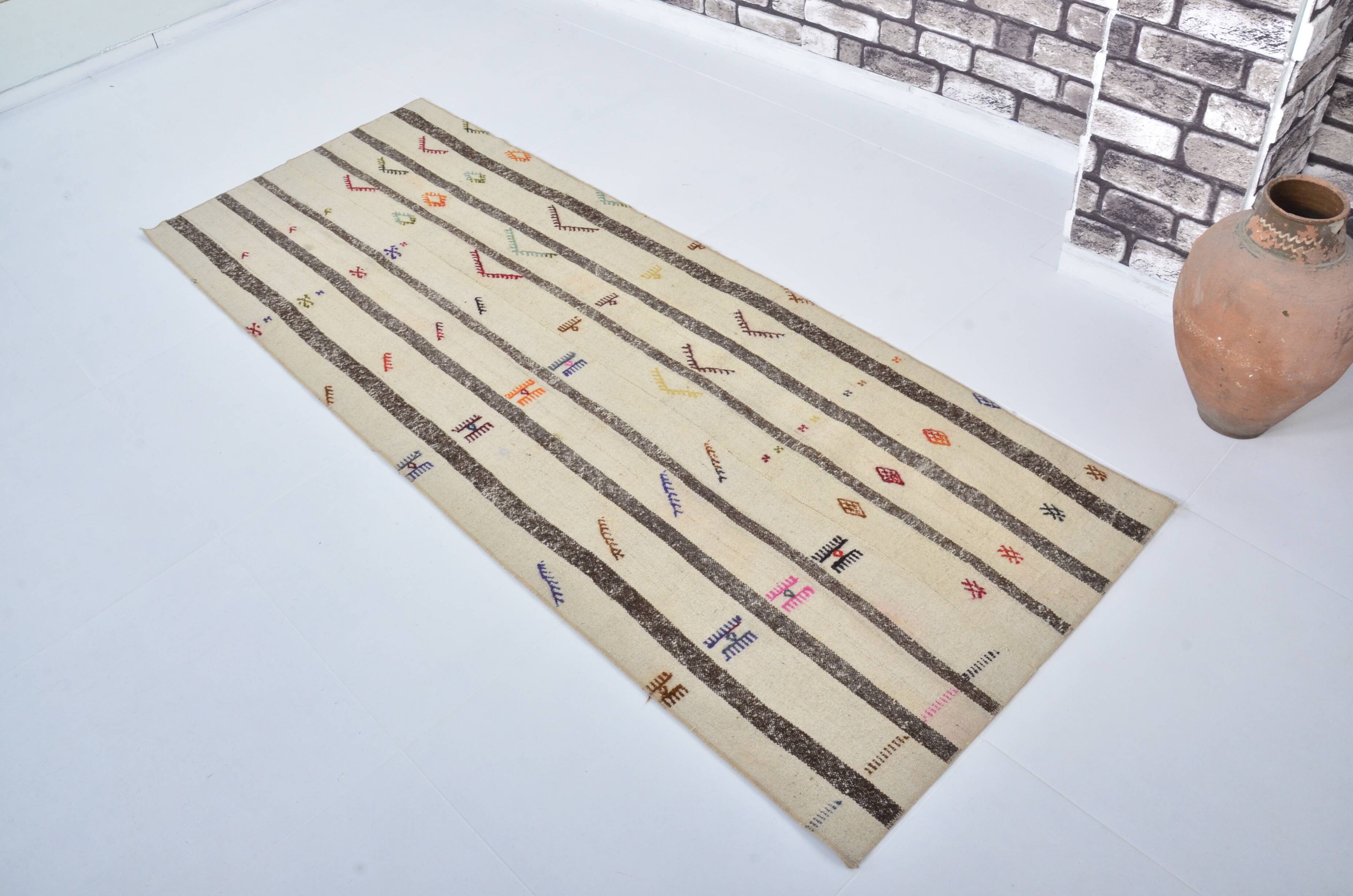 Neutral Vintage Turkish Off White Rug sku 3390