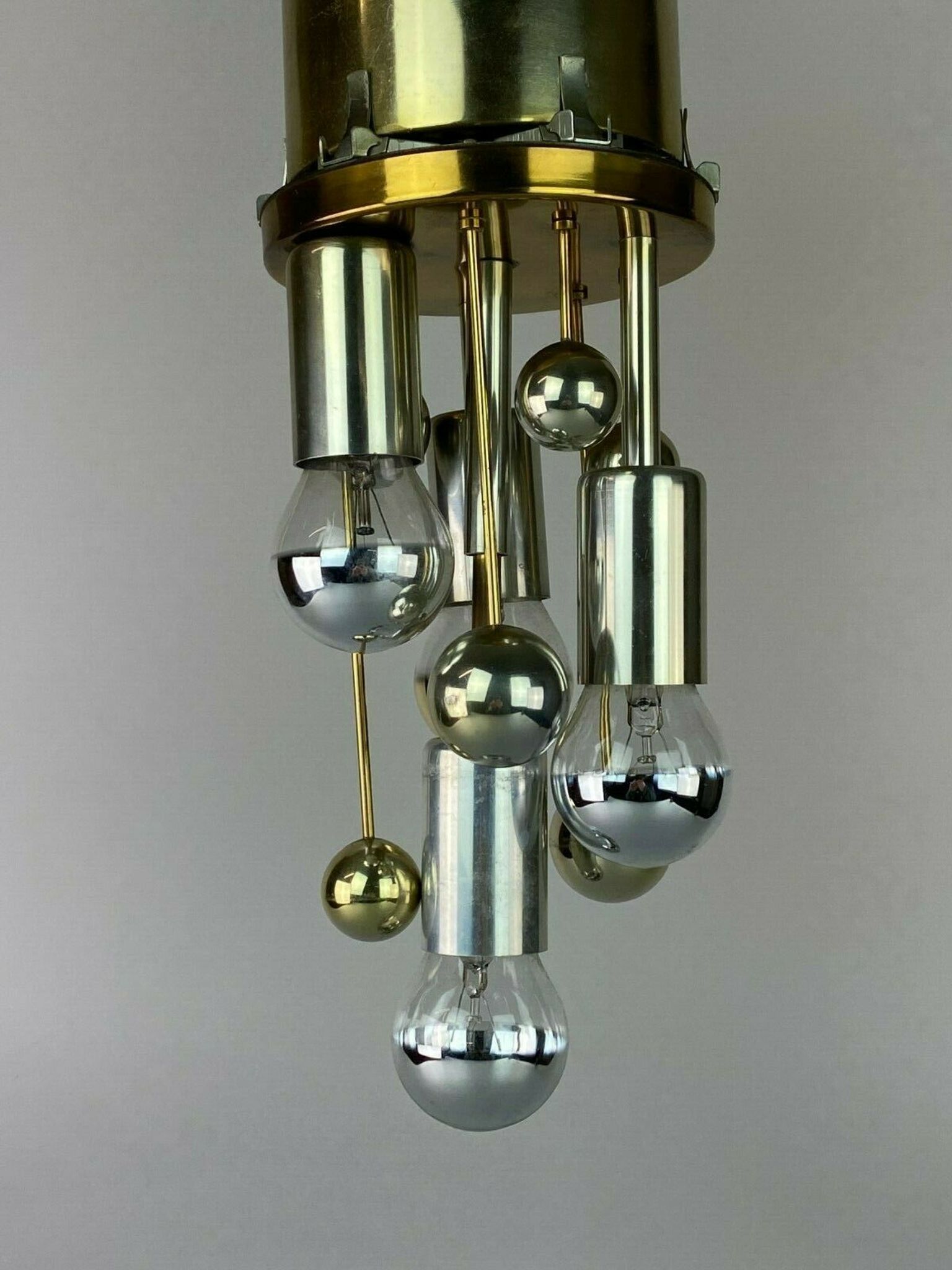 Plafonnier à boule doria en verre espace age design