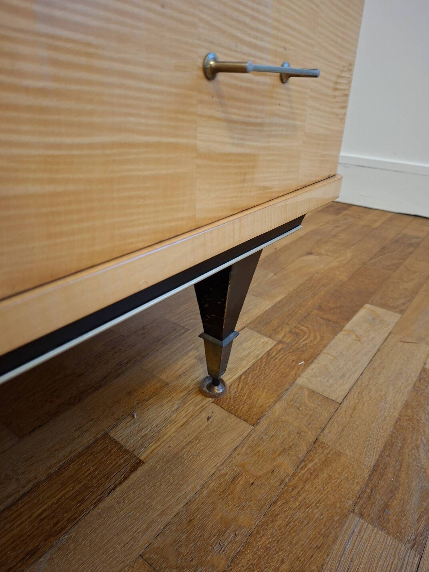 Vintage chest of drawers