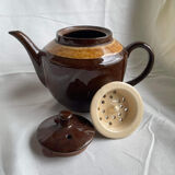 Brown teapot