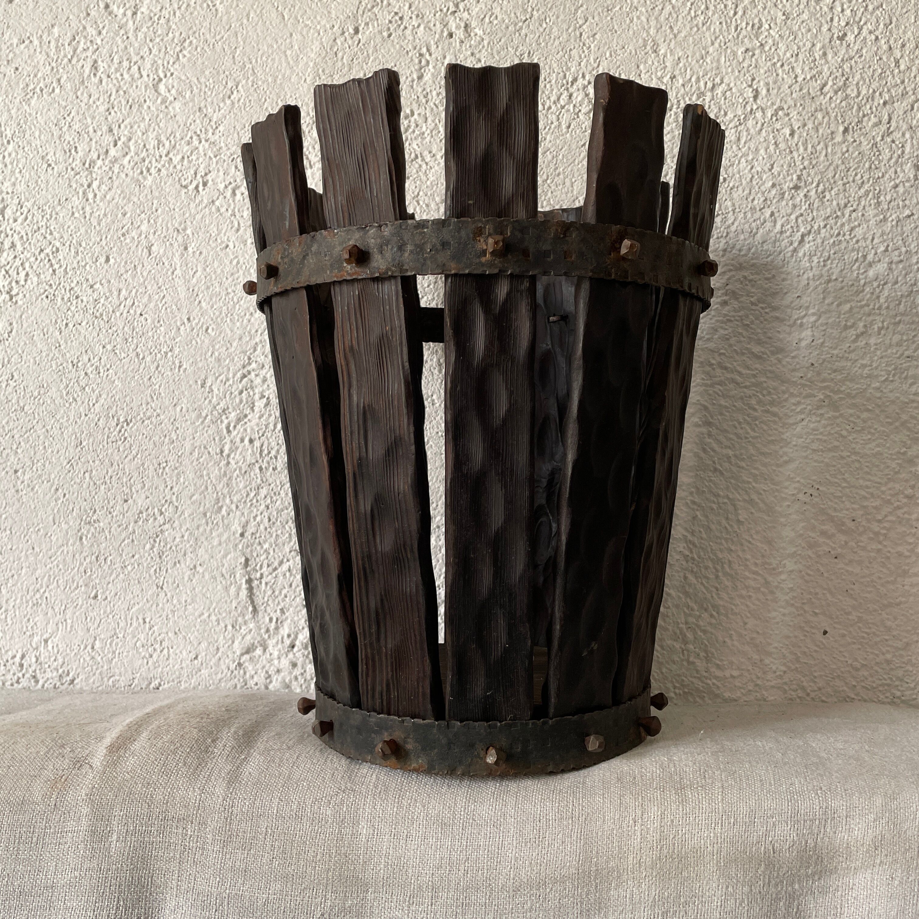 Brutalist basket wood and wrought iron 1950/1960