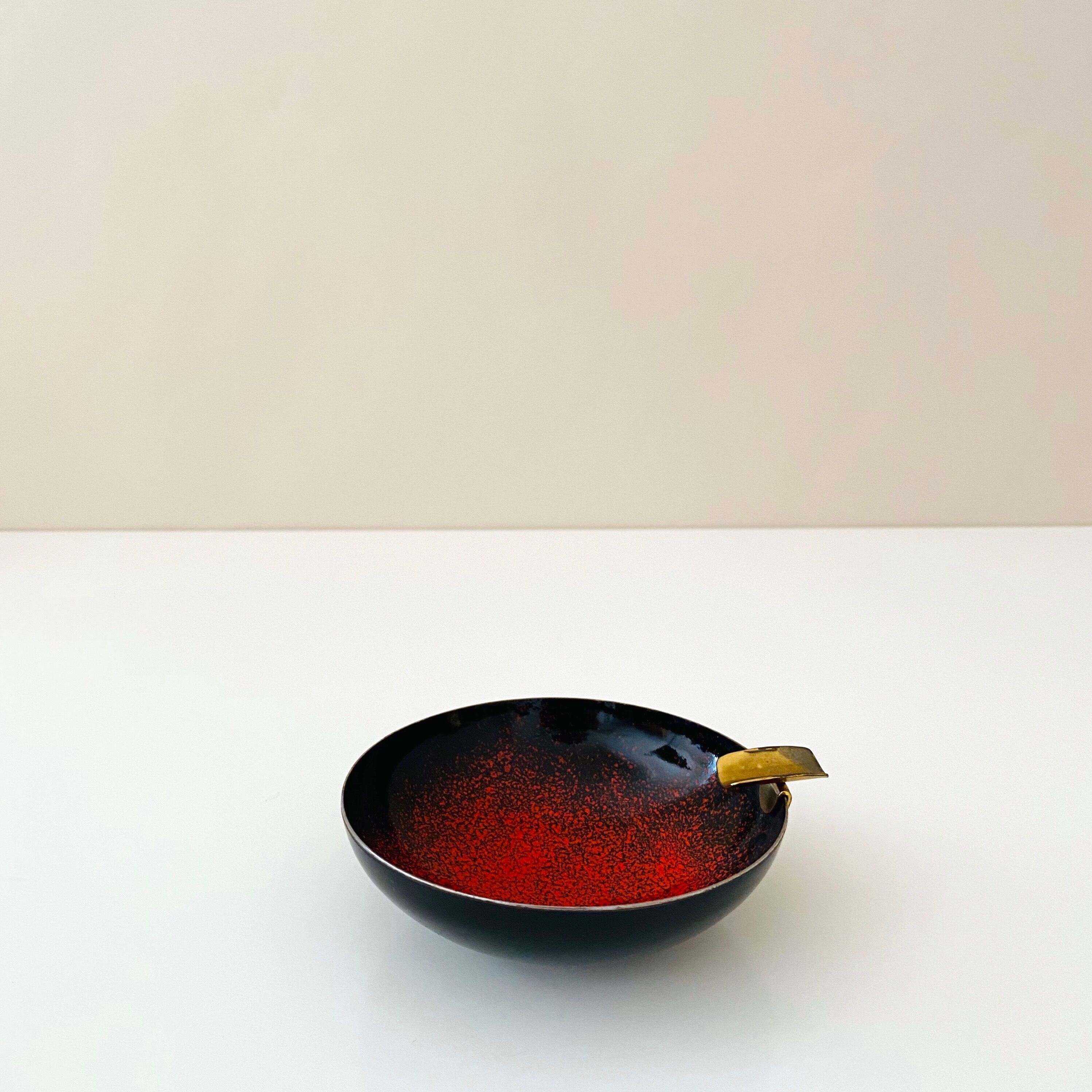 Enameled ashtray, vintage enamel bowl, mid century bar accessories.