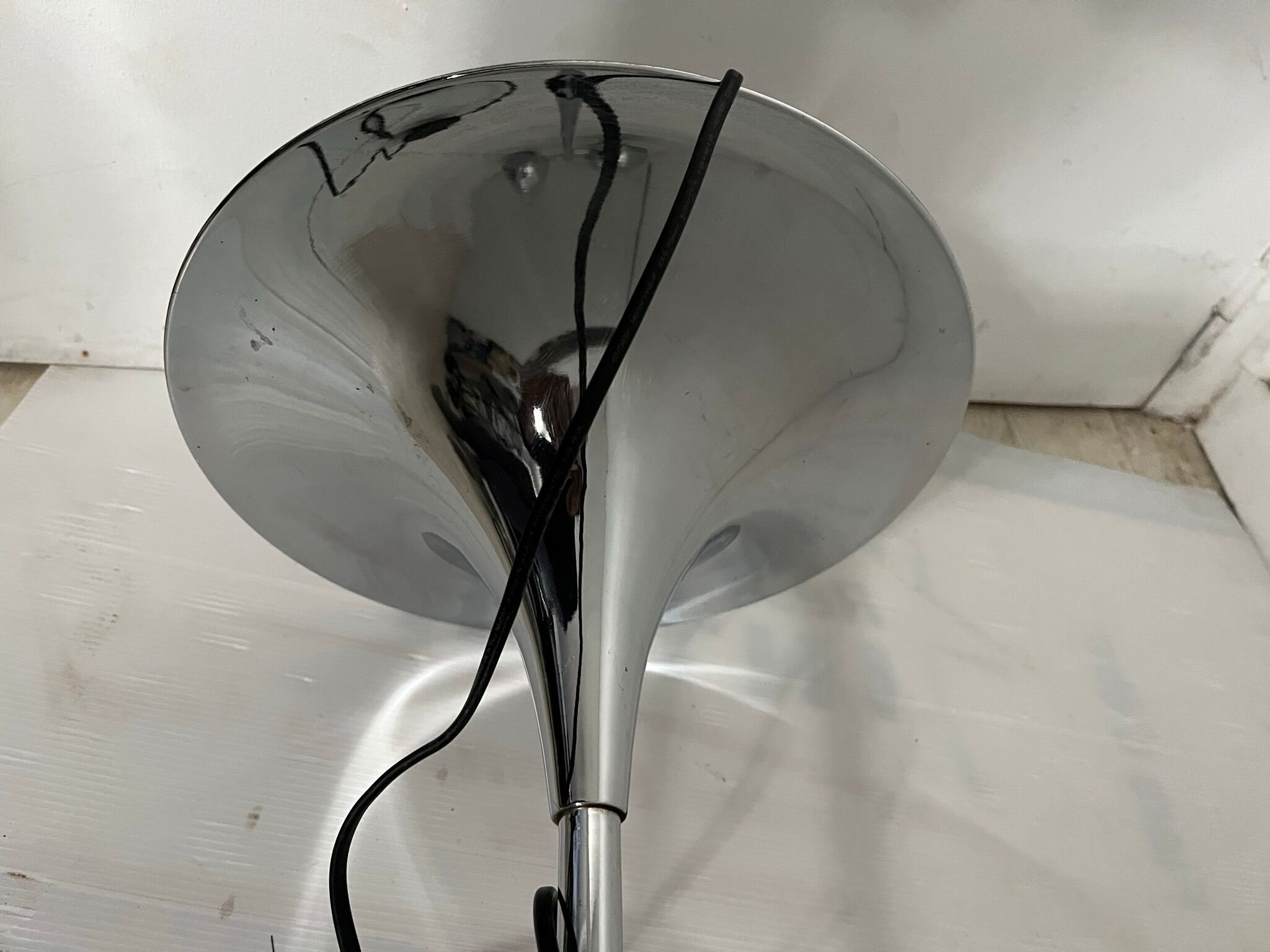 Chrome floor lamp 3 globes