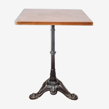 Bistro table square foot in black cast iron