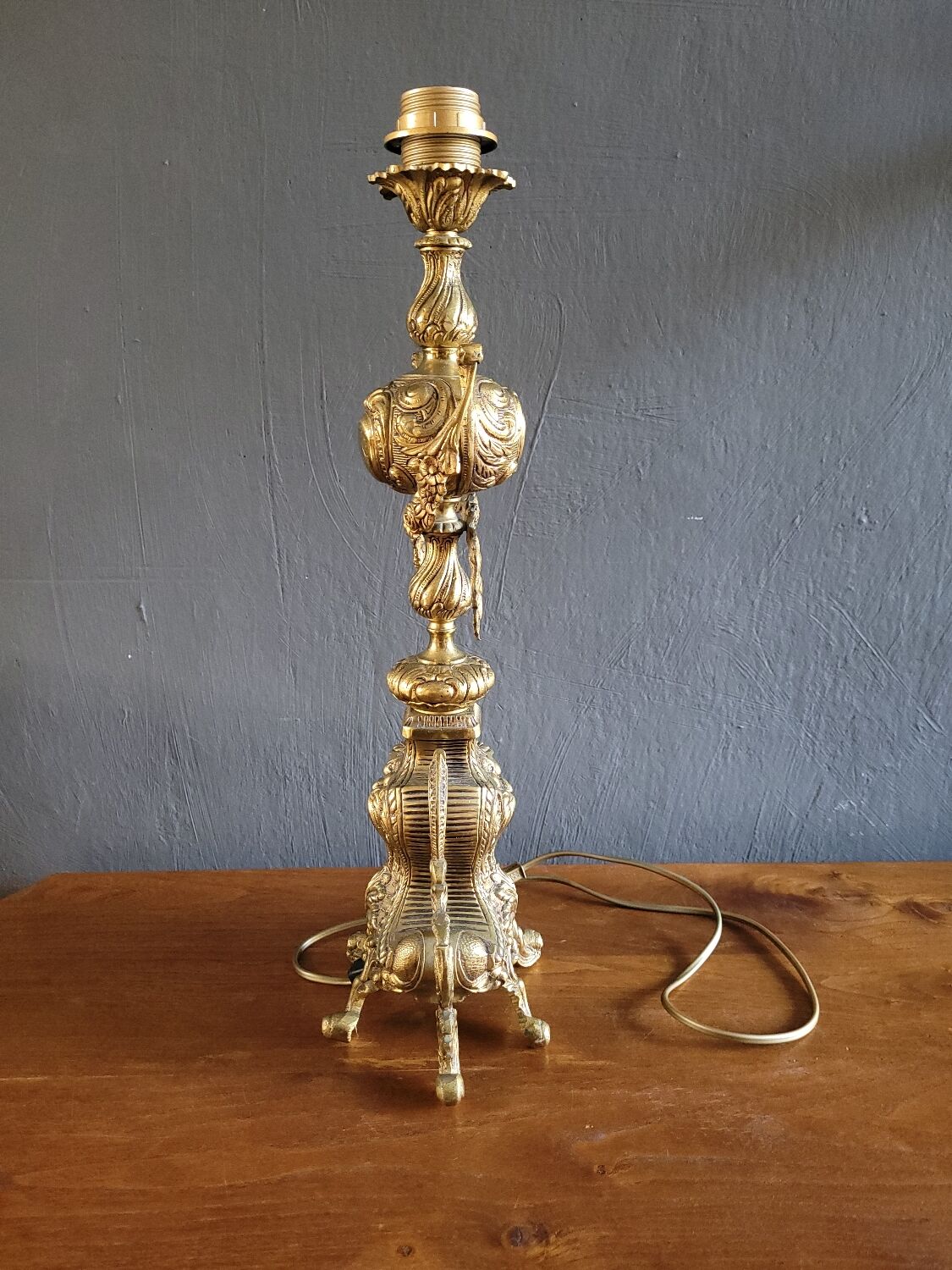 Large antique lamp base 50 cm Napoleon III style – gilded regulus