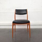 Set of 4 Scandinavian style chairs
