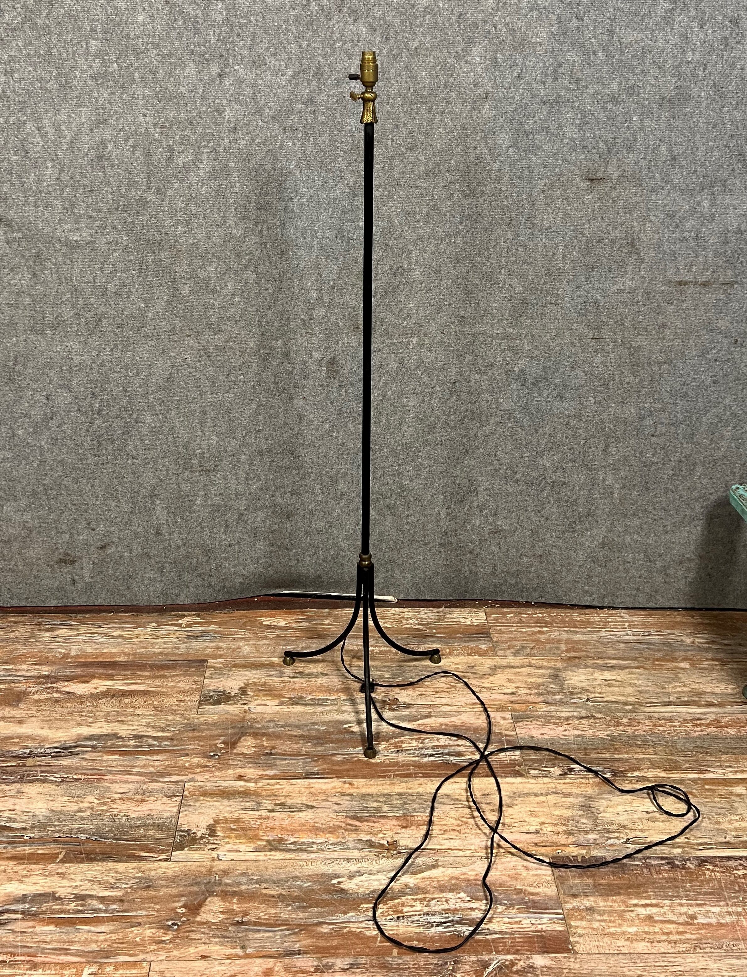 Vintage floor lamp foot in lacquered iron circa 1950