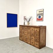 Craftsman's cabinet with 24 drawers in solid pine, 1950s.