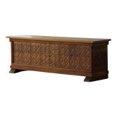 Grand buffet danois moderne en chêne sculpté, signé Max A. Rasmussen, Danemark, années 1940