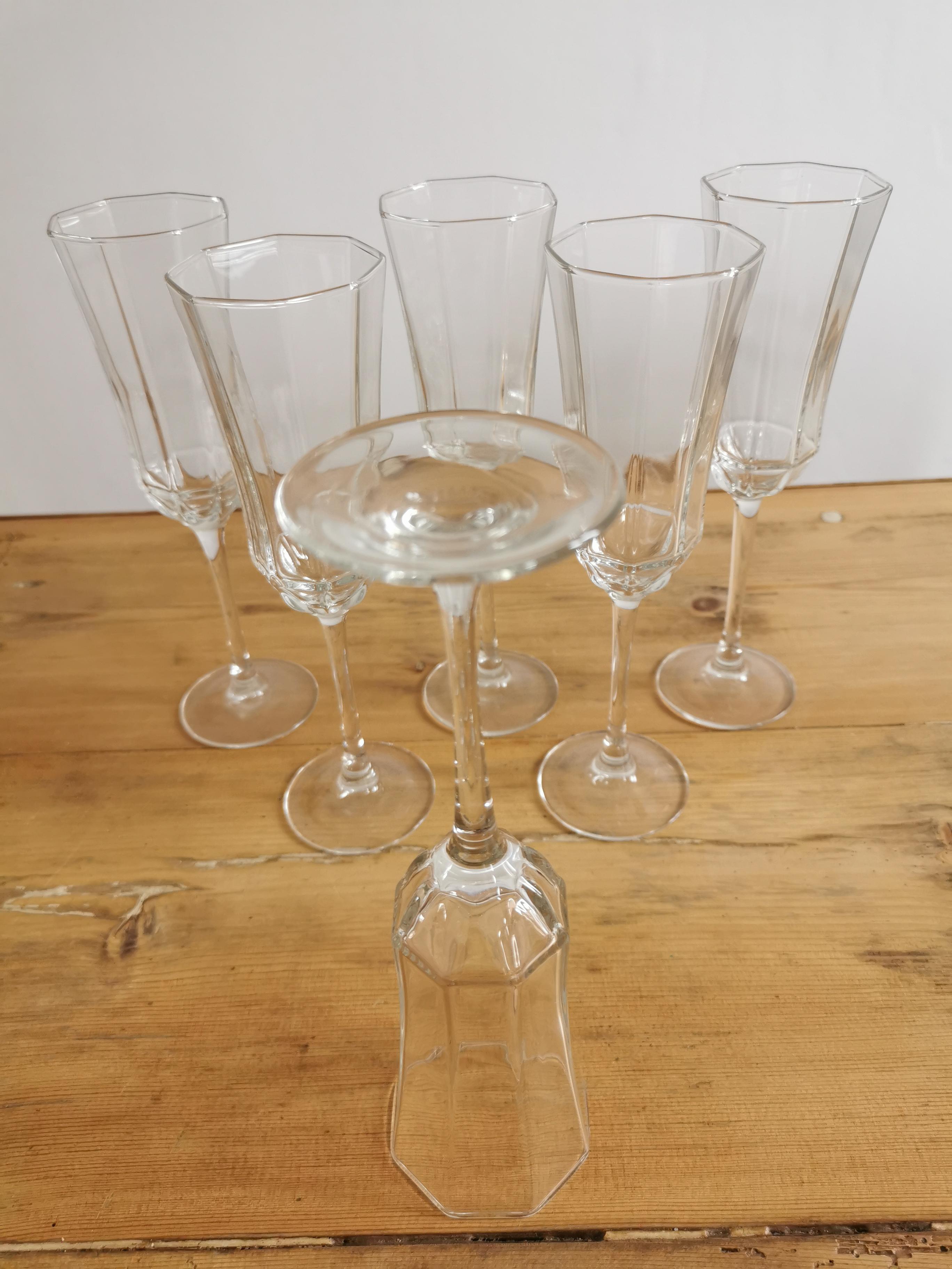 Service of 6 vintage luminarc champagne flutes