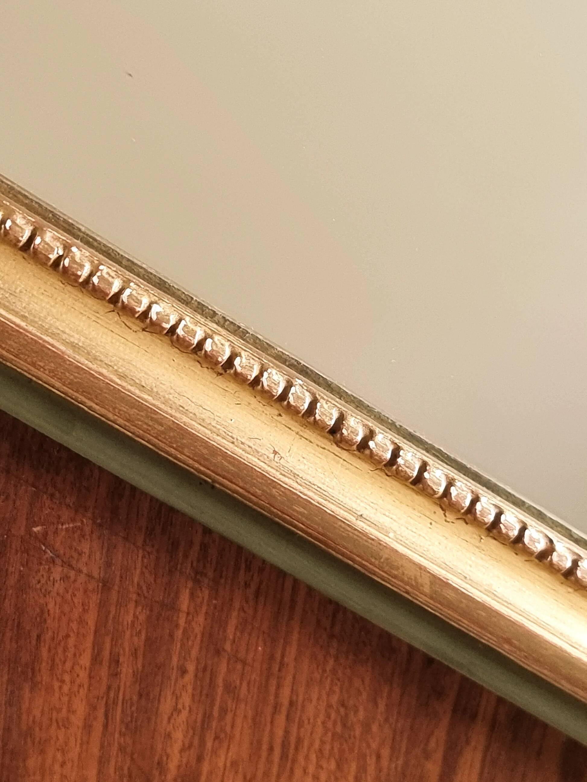 The Louis XVI - pediment mirror