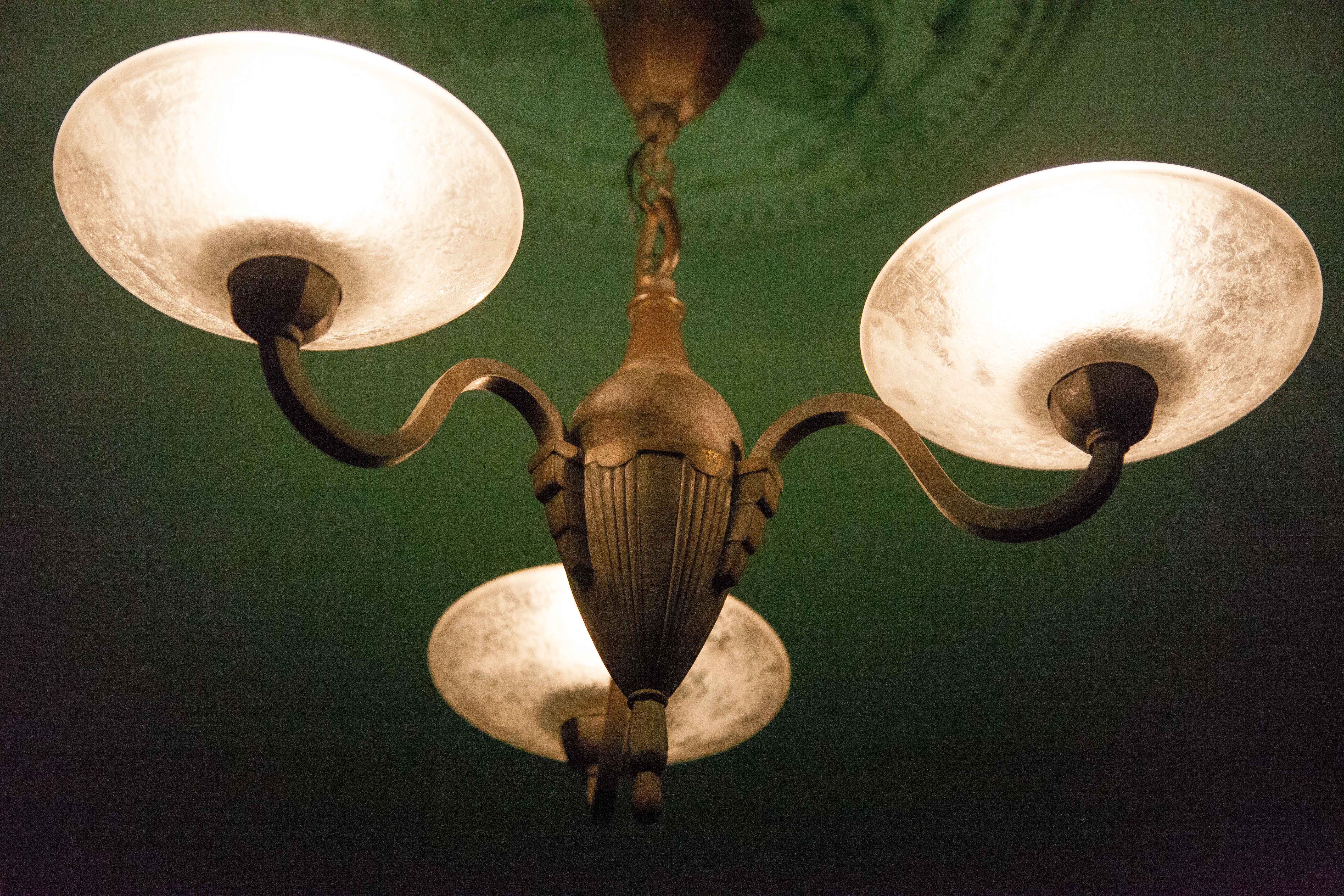 3-burner saucer chandelier of the Muller brothers Lunéville