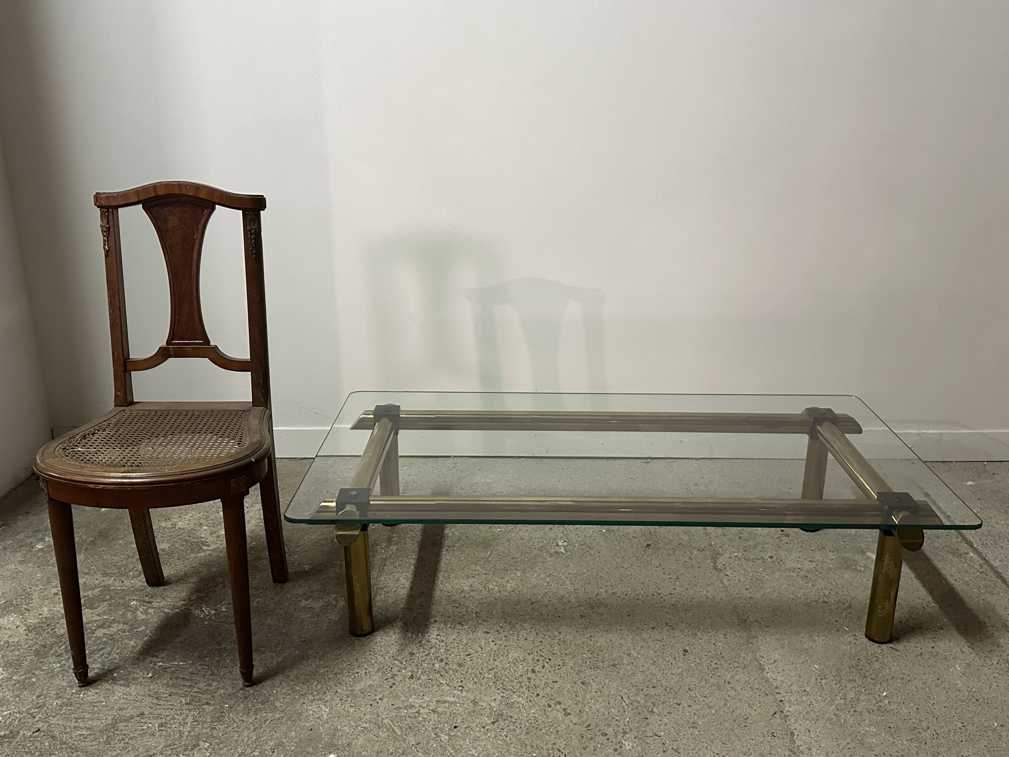 Vintage Italian coffee table 80'S in brass and iron