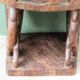 Siège africain monoxyle en bois sculpté