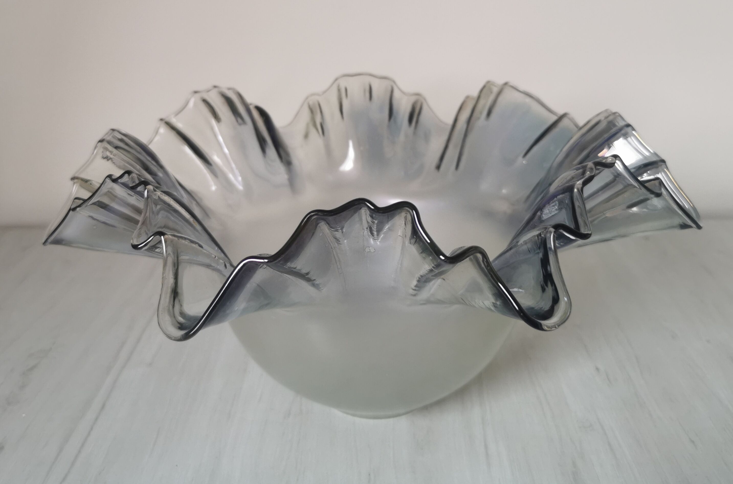 Iridescent glass/silver lamp tulip