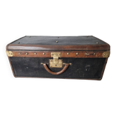 Old trunk