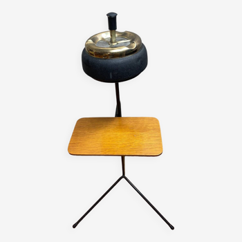 Metal tripod push ashtray