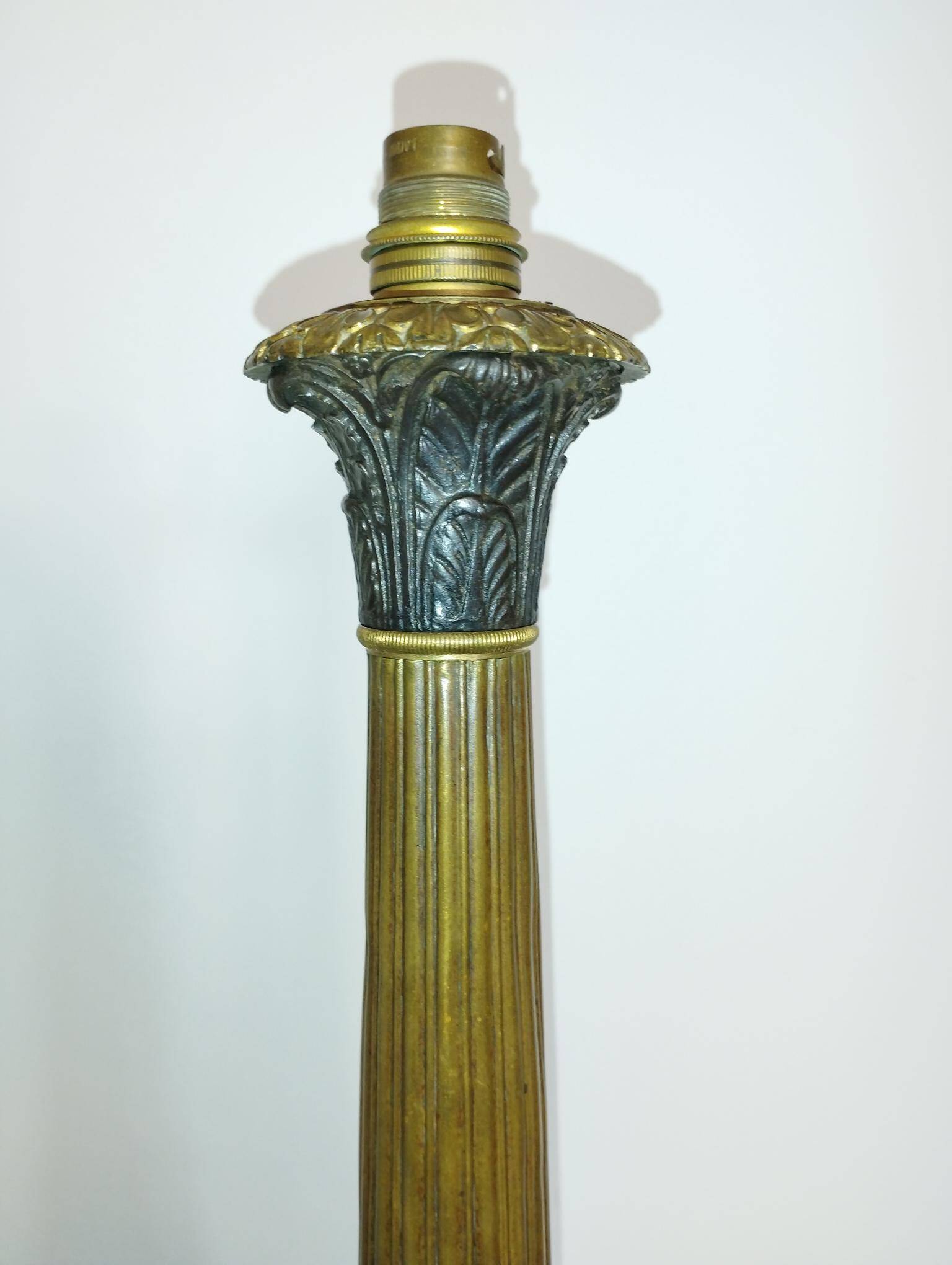 Antique lamp base with lion's paw - Restoration period - Empire