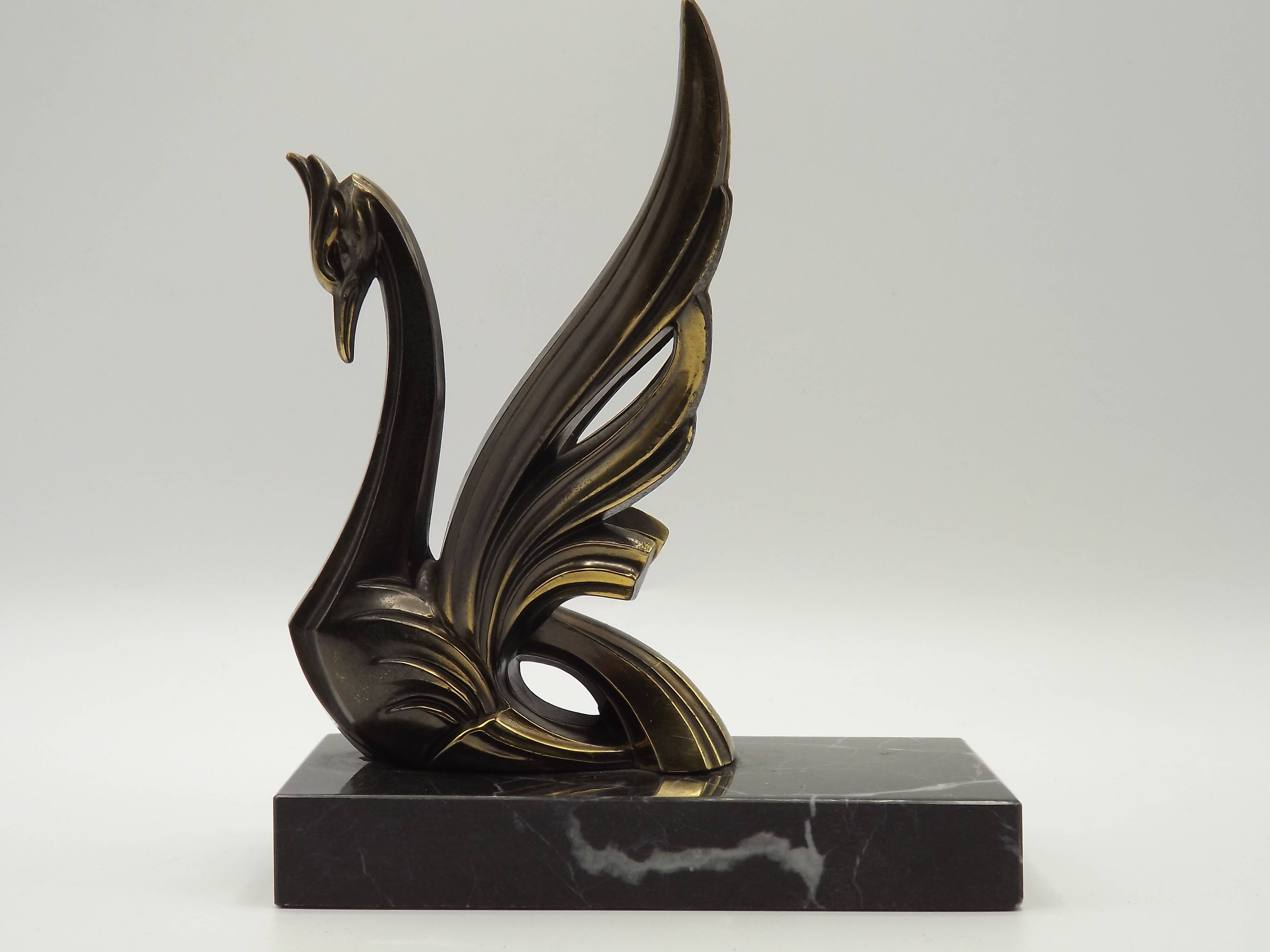 French Art Deco Bronzed Effect Spelter Swan Book Ends Black Marble Base