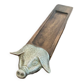 Vintage sausage board, pig's head