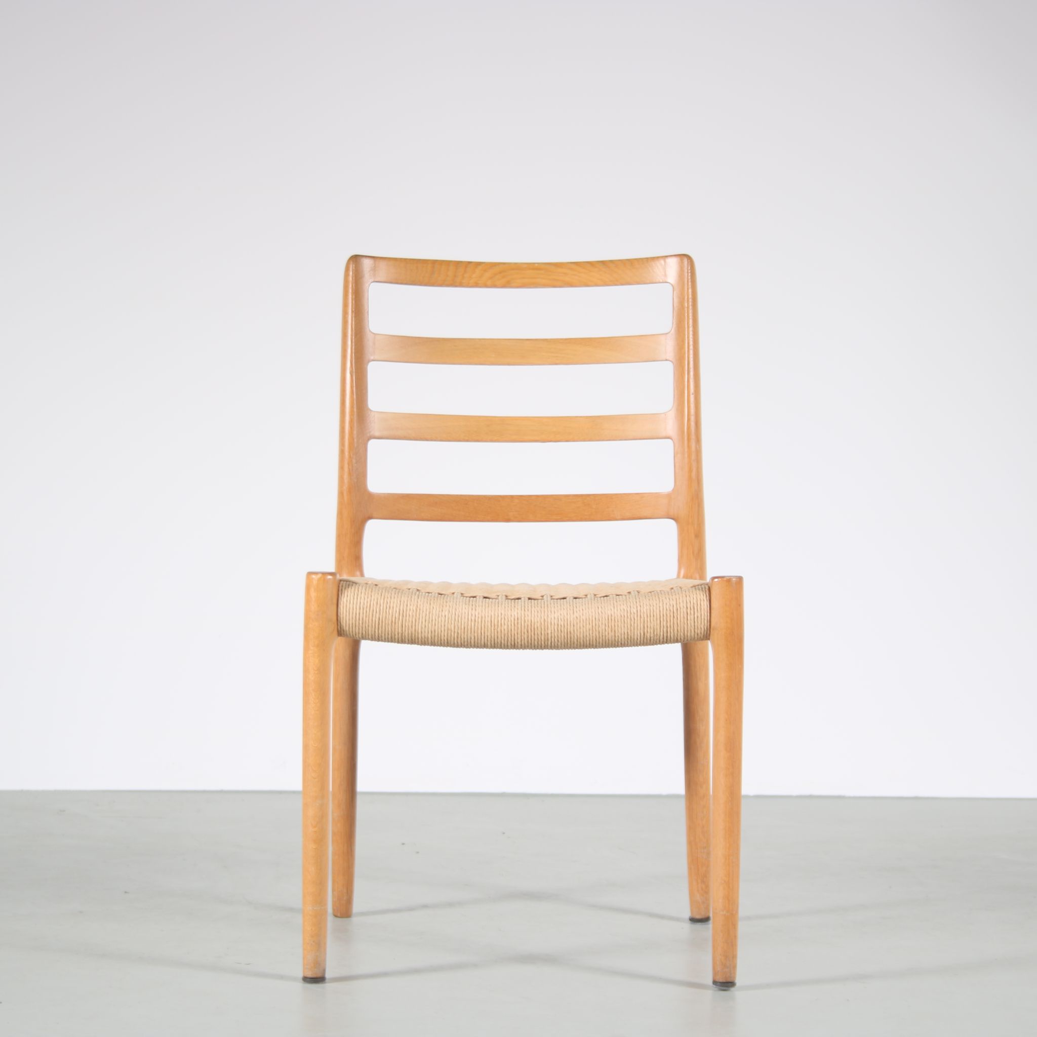 Ensemble de salle à manger en bois de chêne des années 1970 par Moller, Danemark