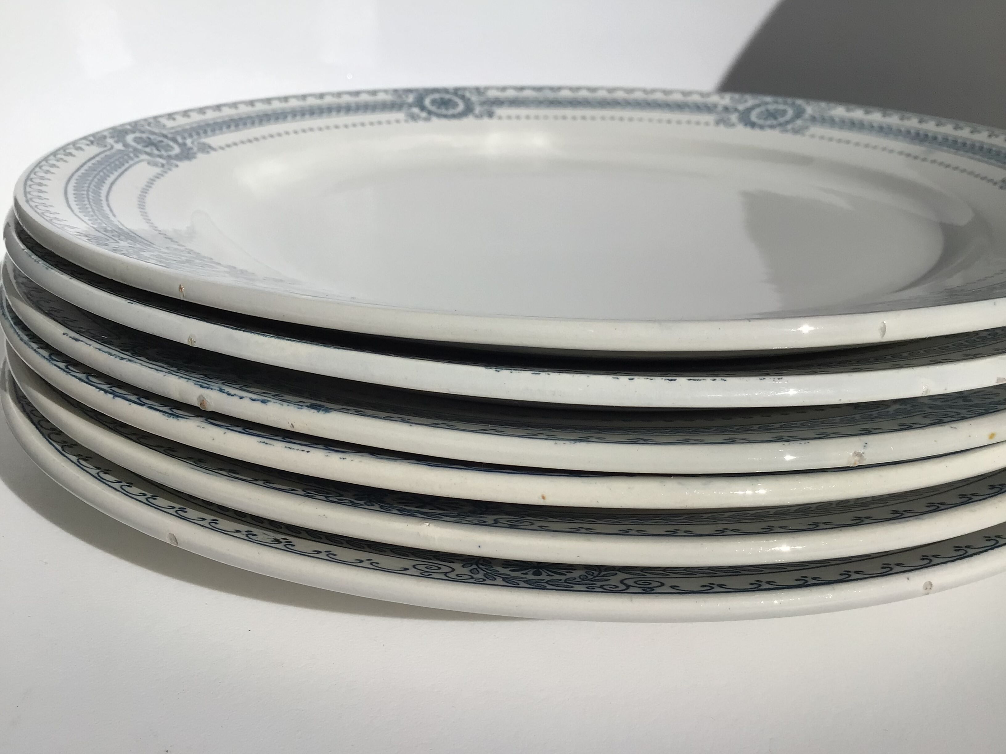 6 Flat Plates Iron Earth Carina U&C Sarreguemines (4lots)
