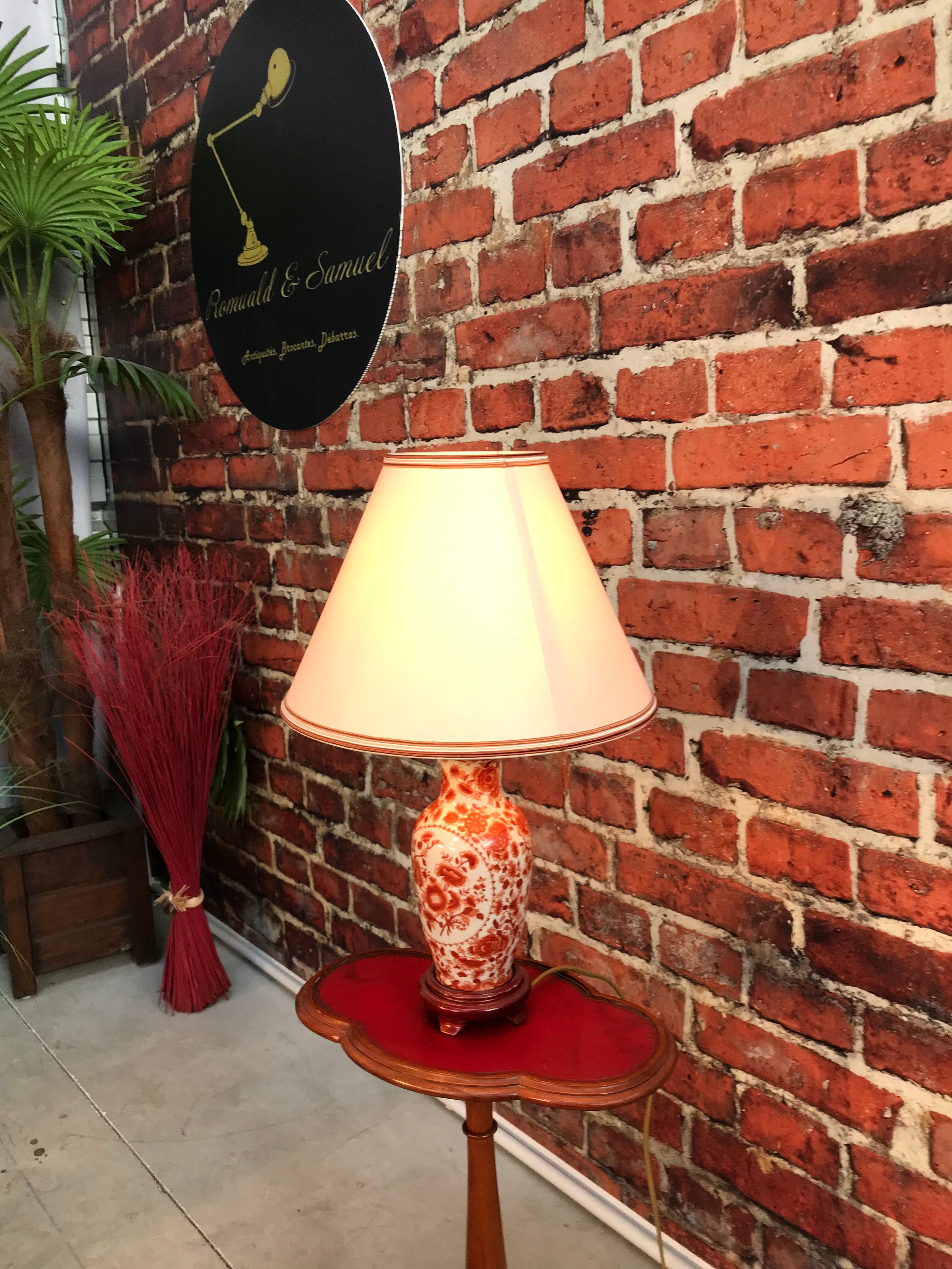Red floor lamp with flower and pink lampshade