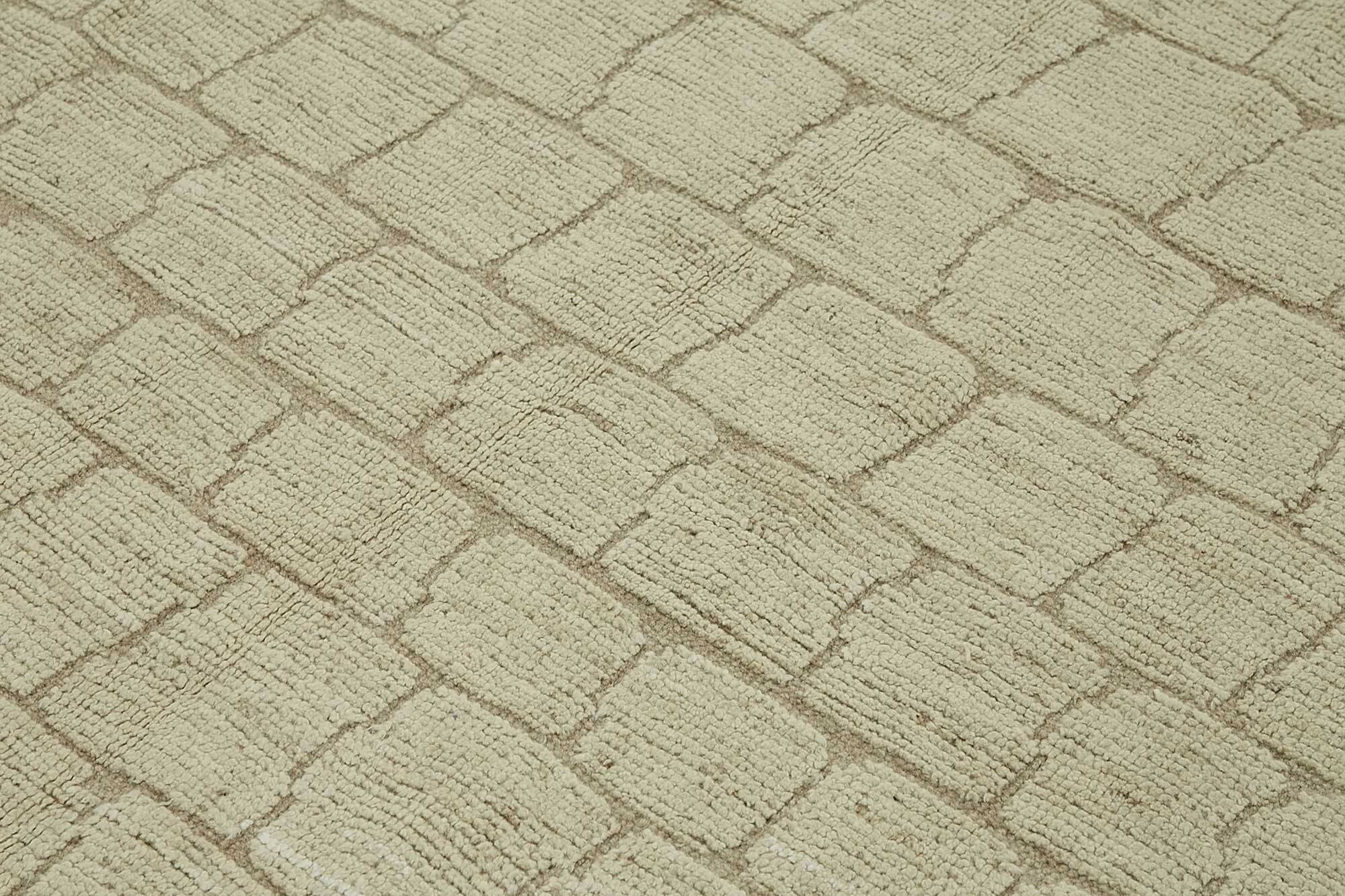 Tapis tribal tissé à la main, pièce unique, 249 cm x 312 cm, en laine beige.