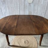 Extendable country table