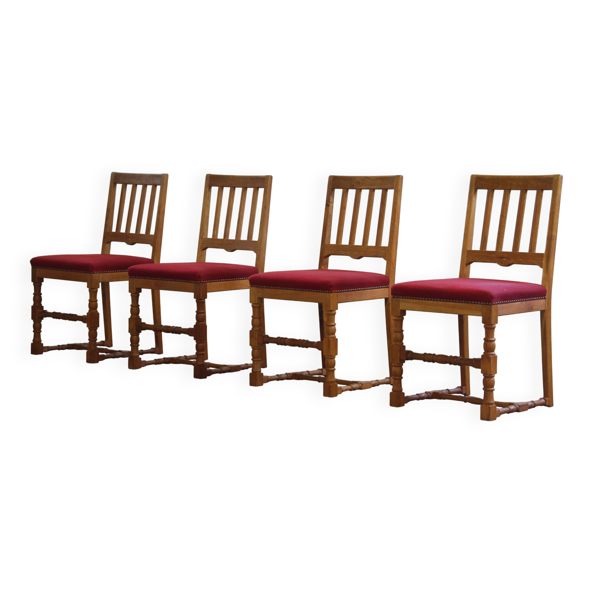Vintage 1940s/50s Solid Oak Danish Farmhouse Chairs, Baroque style set of 4