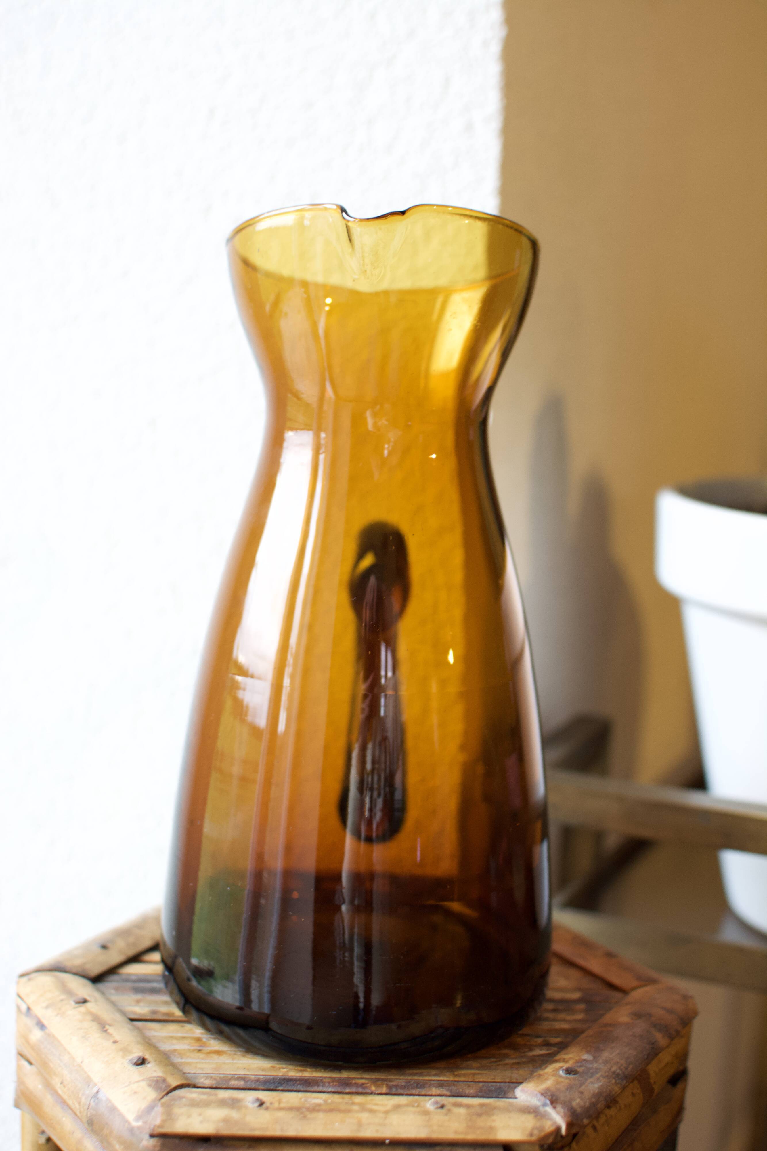 Pichet en verre soufflé