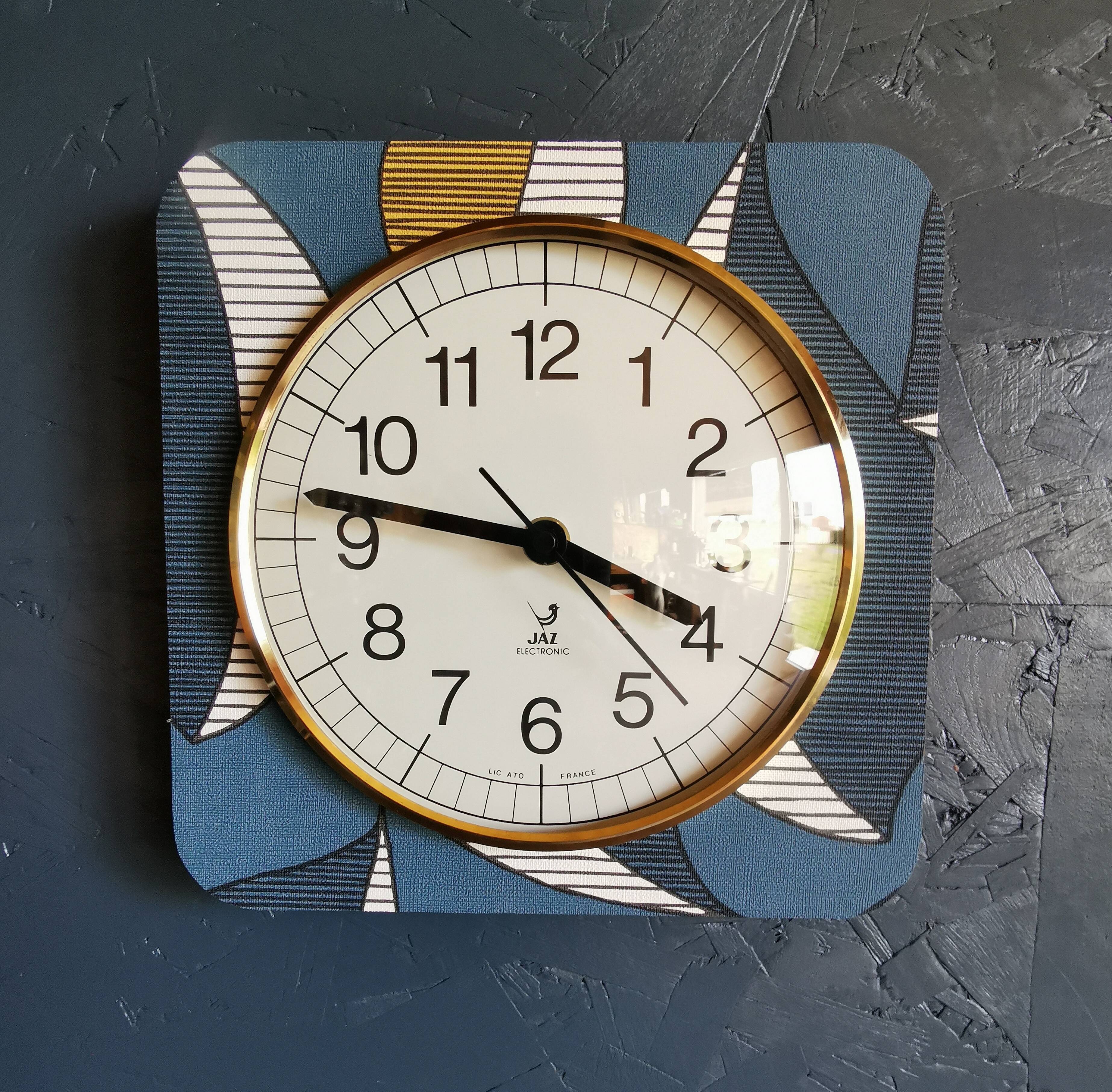 Square silent vintage wall clock clock "Jaz blue white ochre"