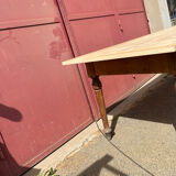 Farm table