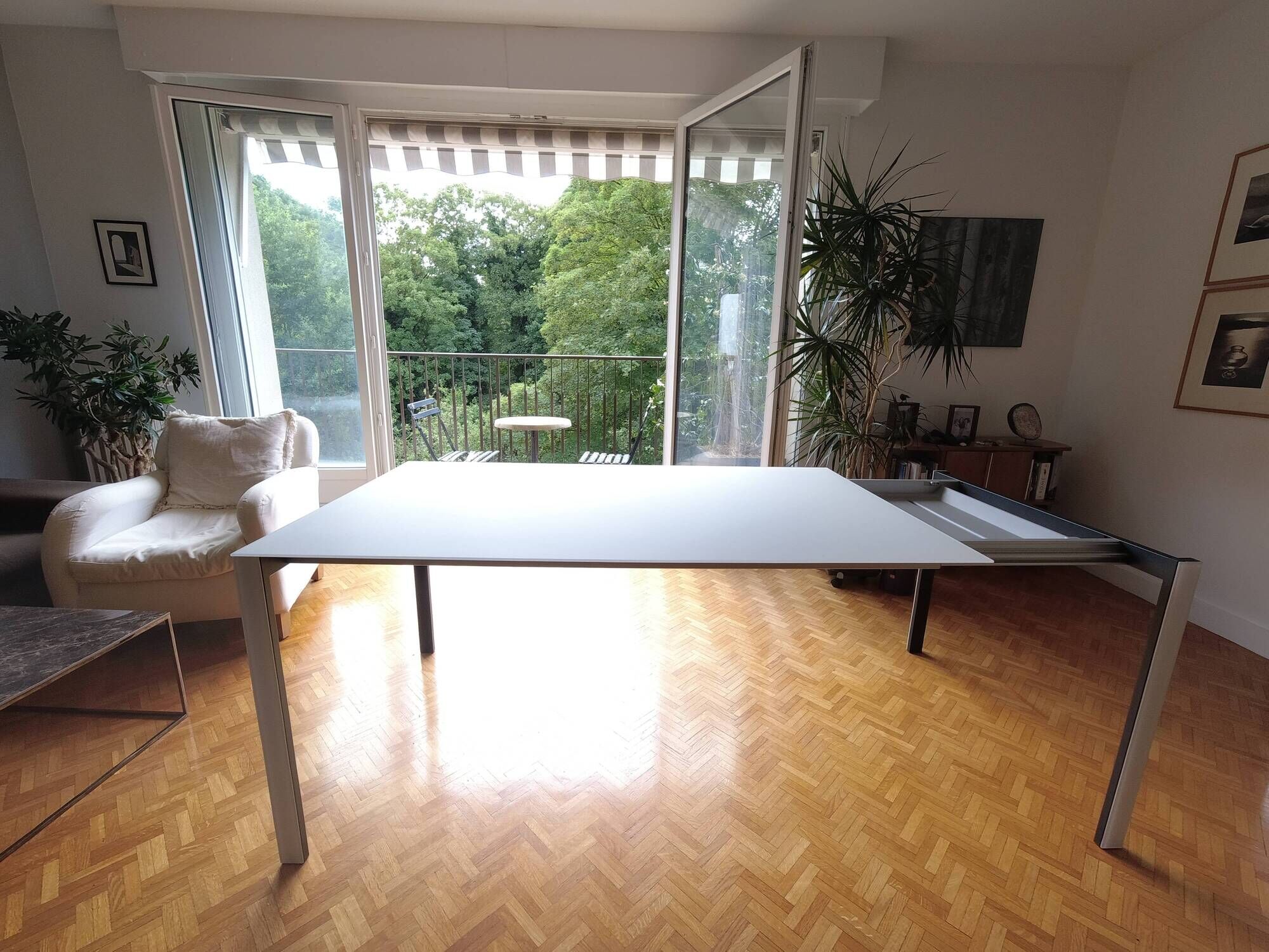 Table extensible Thin-K verre dépoli blanc
