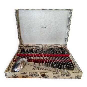 Housewife of 37 stainless steel cutlery in their box